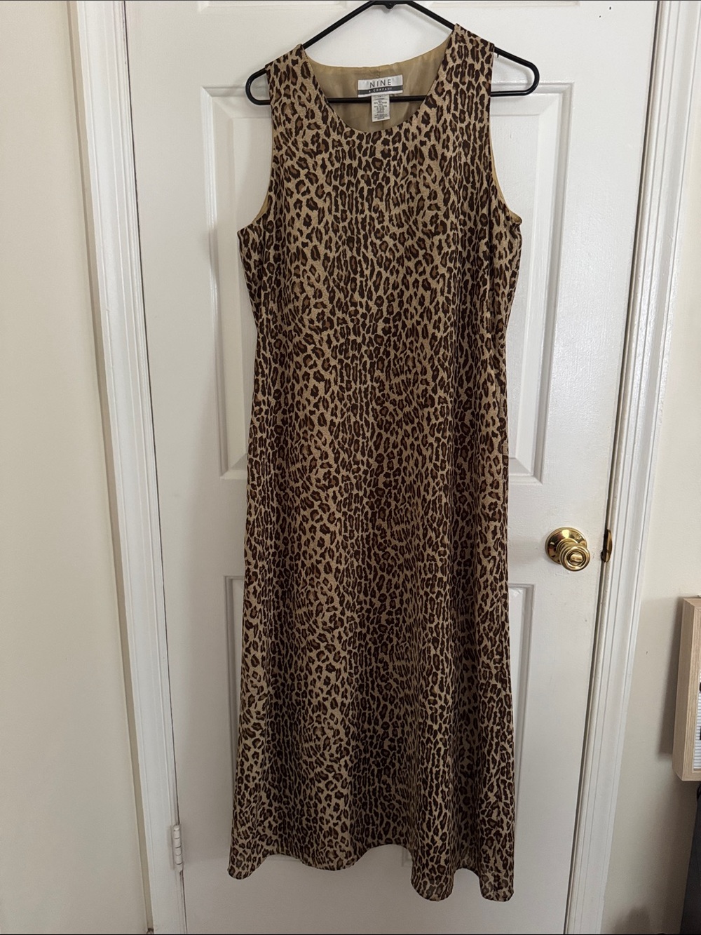 Leopard Print Sleeveless Maxi Dress